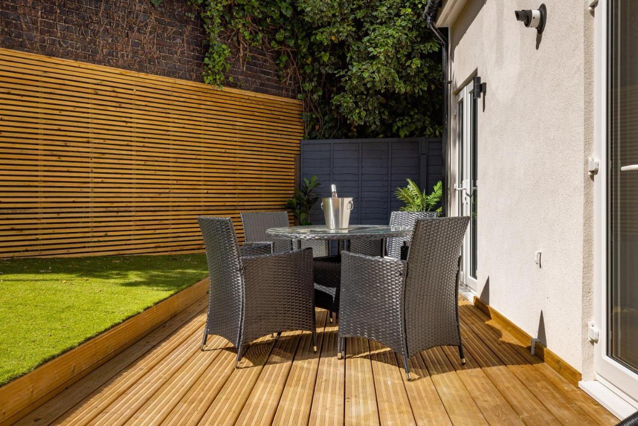 The Battersea Secret - Trendy 3bdr Flat With Patio * Londres